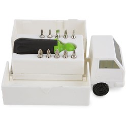 Nákladní auto s bity pro šroubovák