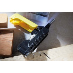 Multifunkční nářadí HINGED