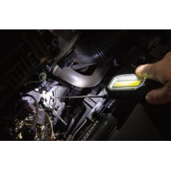 Silné pracovní LED světlo s COB