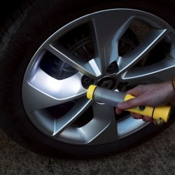 Multifunkční nástroj s majákem