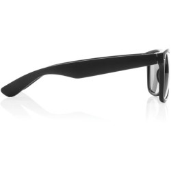 Sluneční brýle z recyklovaného plastu GRS