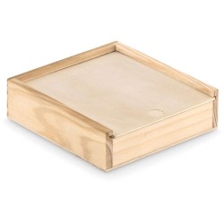 Karty a kostky v krabičce