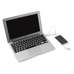 3 v 1,  powerbanka, dotykové pero a USB 8GB v jednom