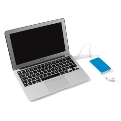 3 v 1,  powerbanka, dotykové pero a USB 8GB v jednom