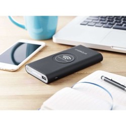 Power banka 8000 mAh
