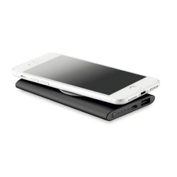 Bezdrátová power banka