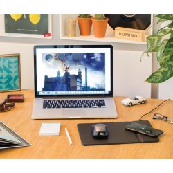 Podložka pod myš s bezdrátovým 5W nabíjením