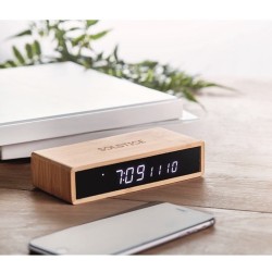 Bezdrátová bambusová nabíječka