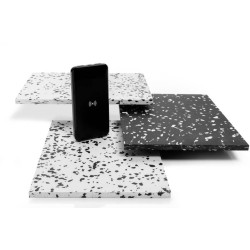 Bezdrátová powerbanka z RCS recyklovaného plastu