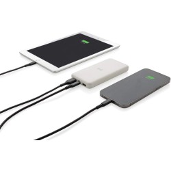 Bezdrátová powerbanka z RCS recyklovaného plastu