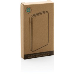 Powerbanka 5 000 mAh z FSC bambusu a RCS Rplastu