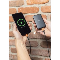 Bezdrátová powerbanka 5000 mAh 5W z RCS recykl. plastu