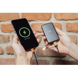 Bezdrátová powerbanka 5000 mAh 5W z RCS recykl. plastu