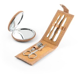 ZENA. Sada na manikúru