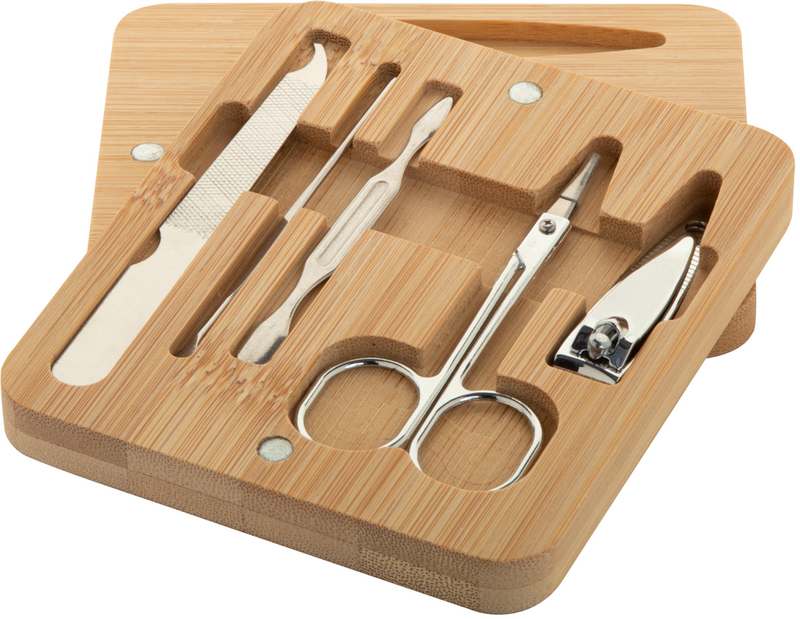 Bambusová manikúra Manoky