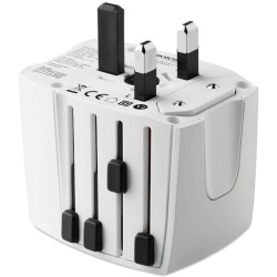 Kompaktní všestranný světový adaptér