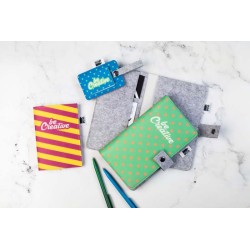 Obal na pas rpet na zakázku CreaFelt Pass