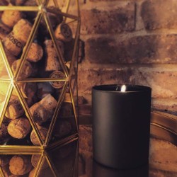 Sójová svíčka 220 g  VERA YOUNG