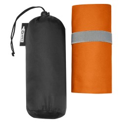 Ultralehký a rychleschnoucí ručník z recyklovaného PET plastu Pieter