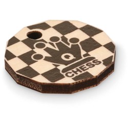 Dřevěná klíčenka s potištěným nebo vyrytým designem.