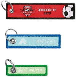 Tkaný přívěsek na klíče.