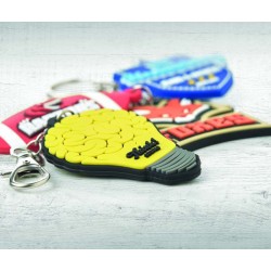 PVC přívěšky na klíče s vlastním tvarem ve 2D nebo 3D provedení.
