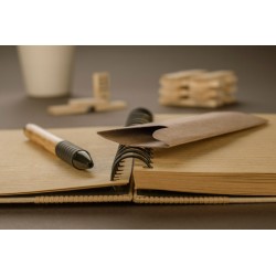 Papírový obal na pero