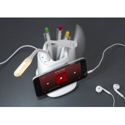 Stoján na psací potřeby s indukční nabíječkou BERGO