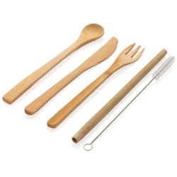 Opakovaně použitelný cestovní příbor z bambusu