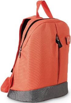 Oranžový batoh s kapsou