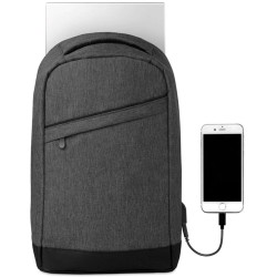 Batoh s ochranou proti krádeži