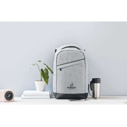 Batoh s ochranou proti krádeži