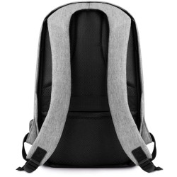 Batoh s ochranou proti krádeži