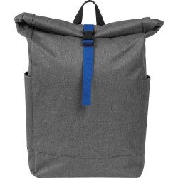 Batoh s barevnými prvky