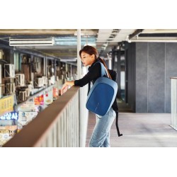 Nedobytný batoh Bobby Hero Small