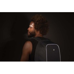 Nedobytný batoh na 15,6 notebook Swiss Peak z RPET AWARE