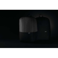 RFID nedobytný batoh na notebook Swiss Peak z RPET AWARE